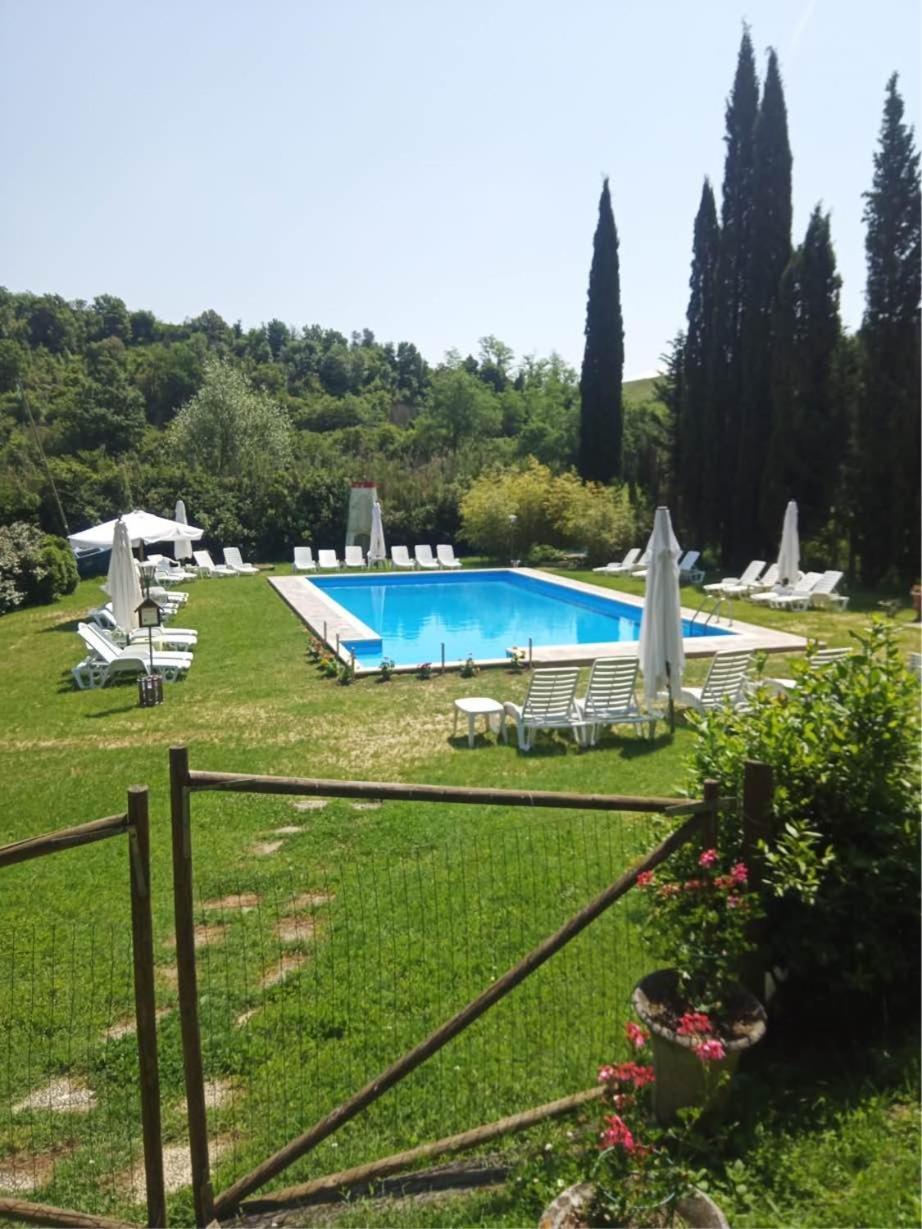 Agriturismo Girasole Gambassi Terme Exterior foto